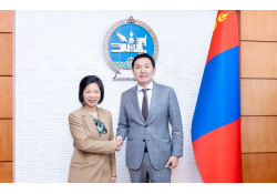 Монгол Улсын Тэргүүн шадар сайд бөгөөд Эдийн засаг, хөгжлийн сайд Н.Учралтай Бүгд Найрамдах Сингапур Улсын Гадаад харилцааны яам болон Дотоод хэргийн яамны Төрийн ахлах сайд, парламентын гишүүн хатагтай Сим Аннтай  уулзав.